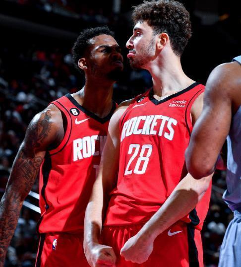 [NBA]萨瑟右路突分 邓肯·罗宾逊命中3+1