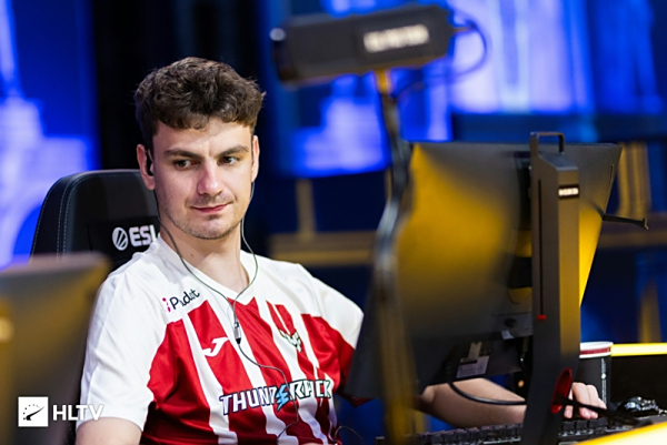 电竞国家队怎么组才合理？这三套阵容你选哪套？