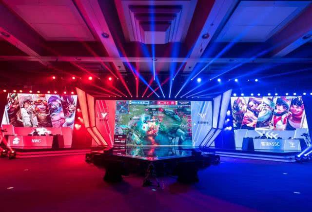 标准的碾压比赛！ deokdam 的滑板鞋在所有 Way 和 KT Rolster 的推动下表现出色，将所有 Way 的分数扳平