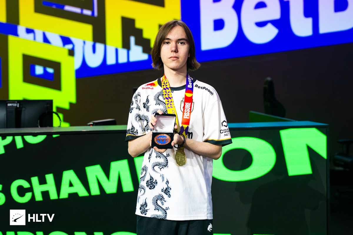 DOTA2圈内人爆料：搞DOTA2不如LOL赚钱？